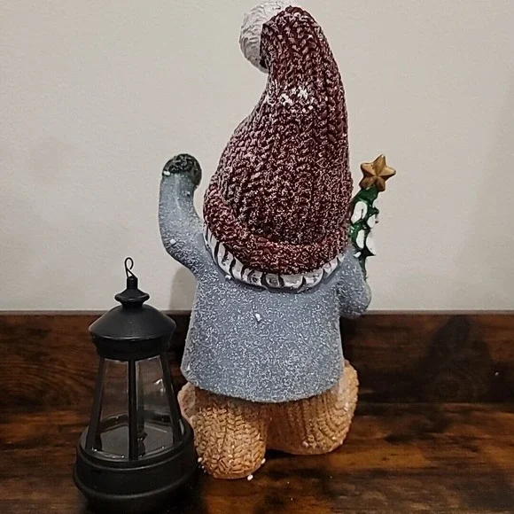 Garden Gnome Statue, Resin Figurine with Bright Solar Lantern Light & Xmas Tree